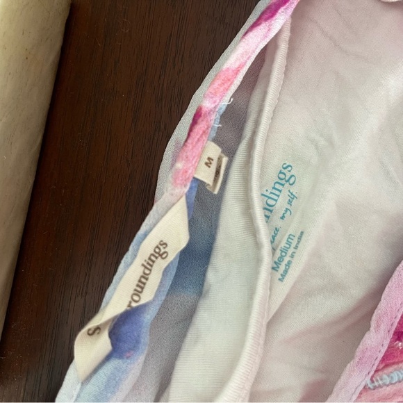 Soft Surroundings Floral Boho Beaded Bed of Roses Silk Chiffon Tunic Top Sz M - Picture 8 of 9